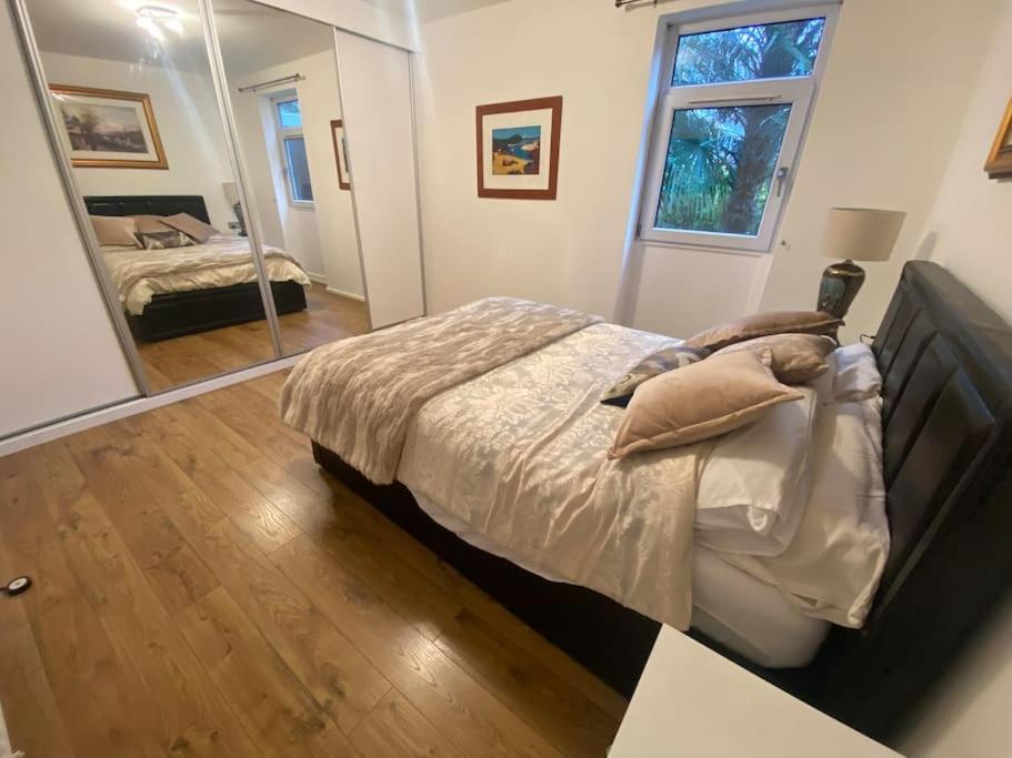 London City Retreat Escape In Oval - Elephant & Castle Extérieur photo